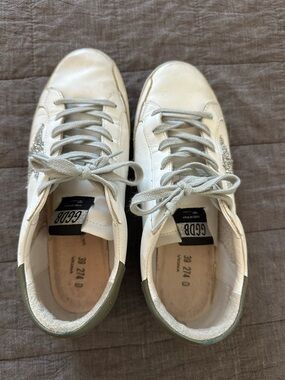 Golden Goose White Leather Low-Top Sneakers with Silver Star and Gray Laces